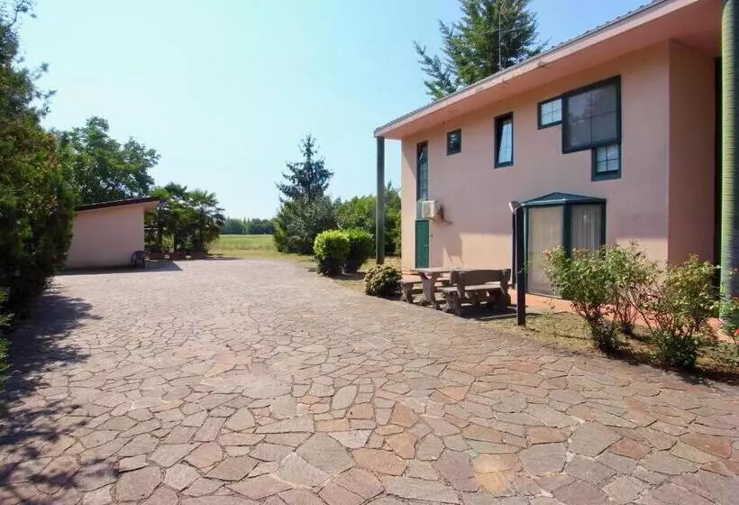 Maaseutuhotelli Società Agricola La Staccionata