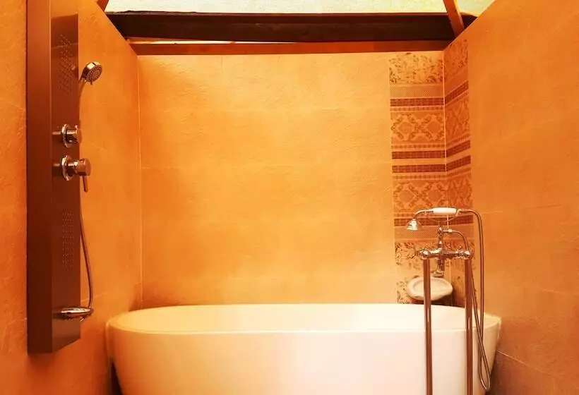 هتل Silent Dunes Camp