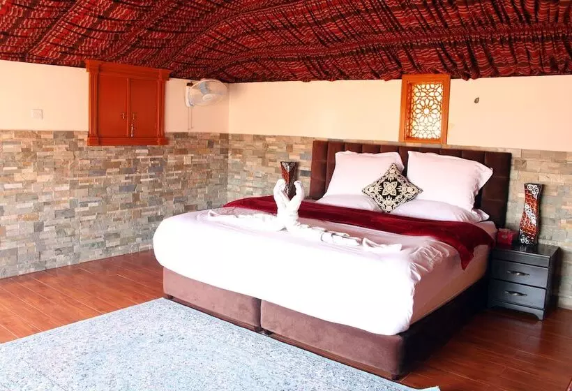 هتل Silent Dunes Camp