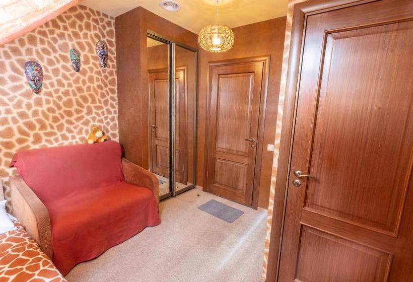 פנסיון Guest House Atlas