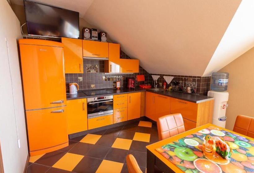 פנסיון Guest House Atlas