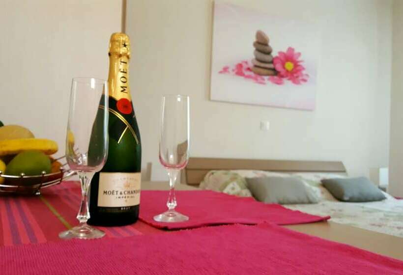 بنسيون Guesthouse F&r