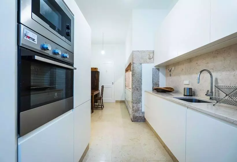 پانسیون Santa Justa Prime Guesthouse