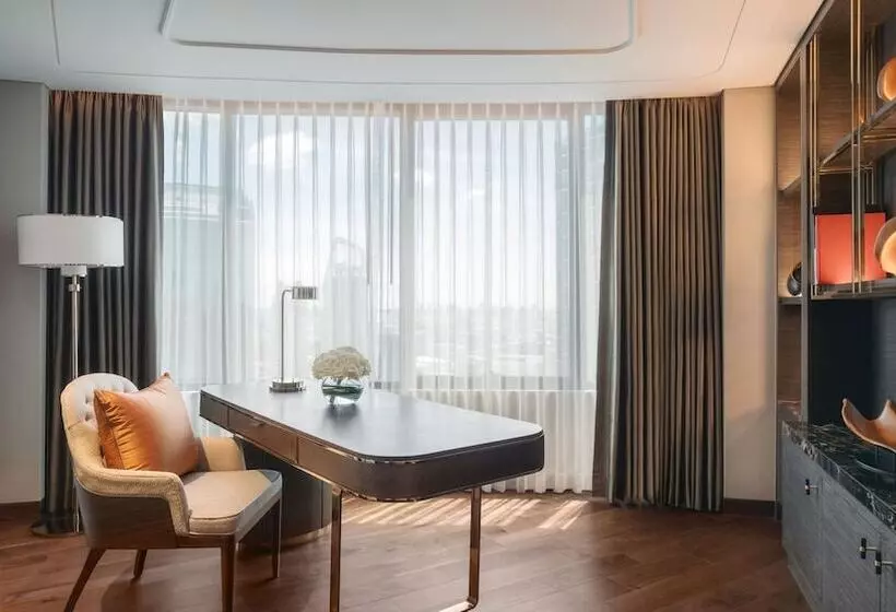 هتل Intercontinental Bangkok, An Ihg