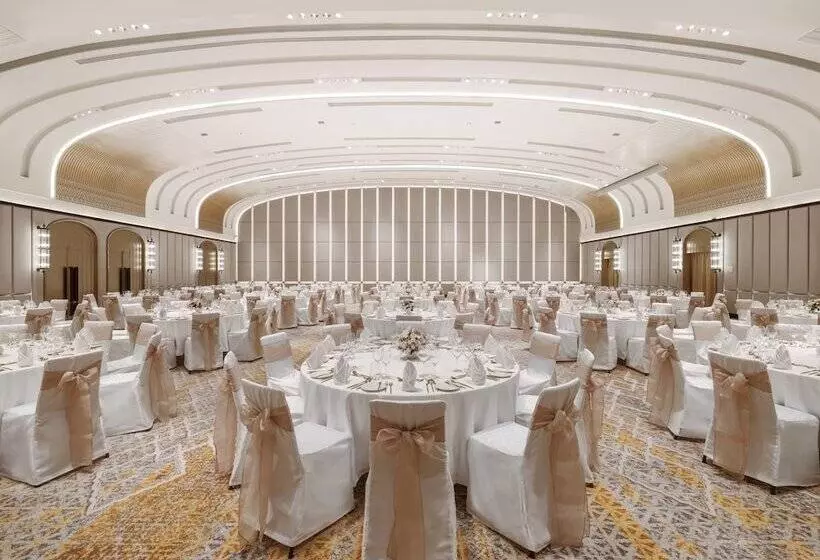 Отель InterContinental Chiang Mai Mae Ping