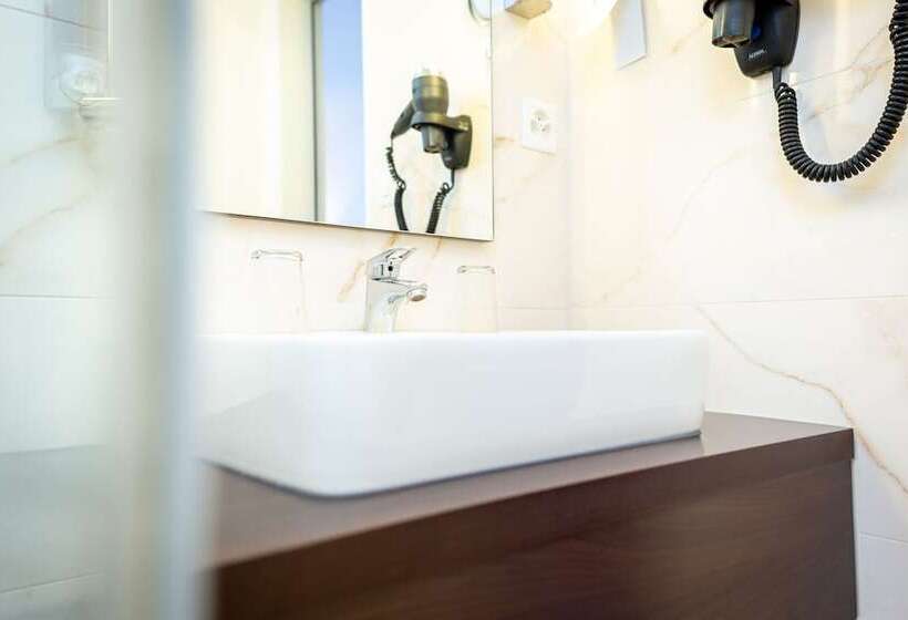 Hotel Rheinfelderhof