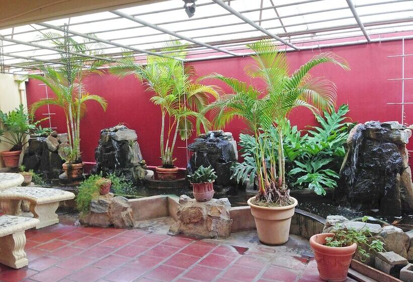 هتل Sundeck Suites