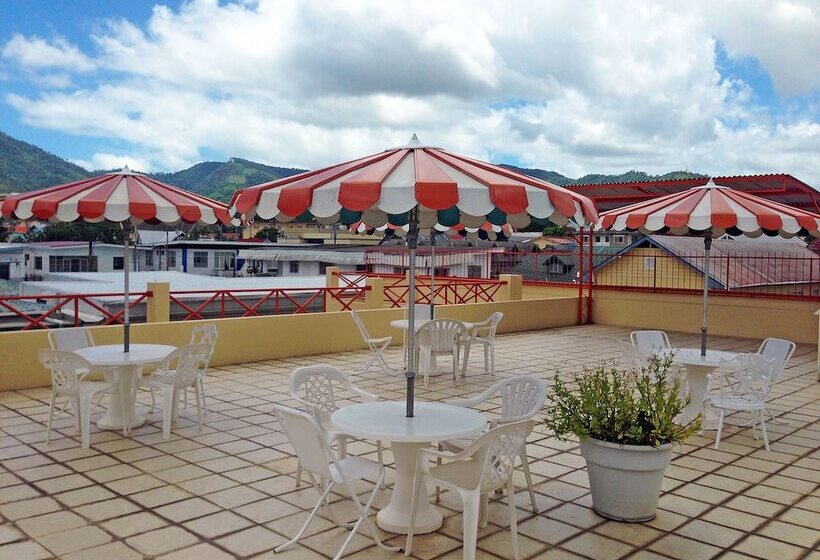 هتل Sundeck Suites