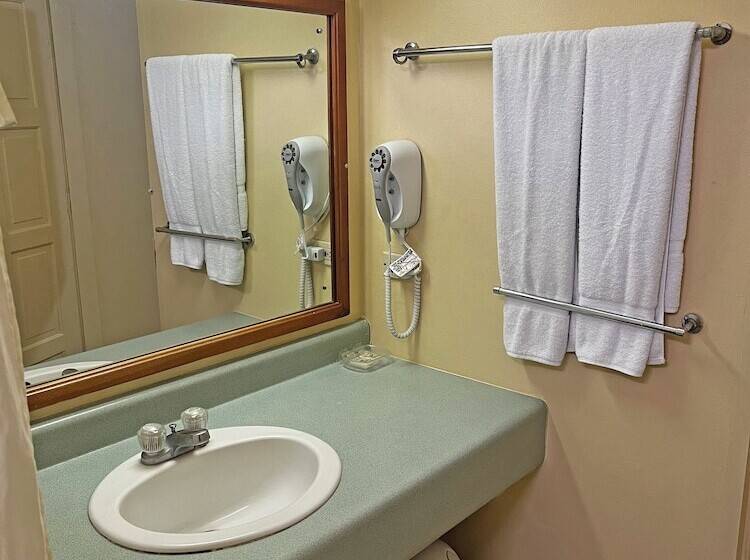 هتل Sundeck Suites