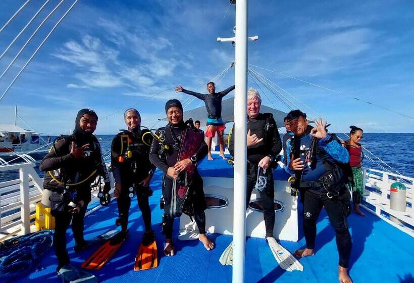 Szálló Avila S Horizon Dive Resort Malapascua