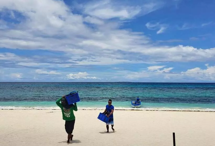 Retkeilymaja Avila S Horizon Dive Resort Malapascua