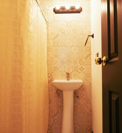 هاستل Lar Antiqua