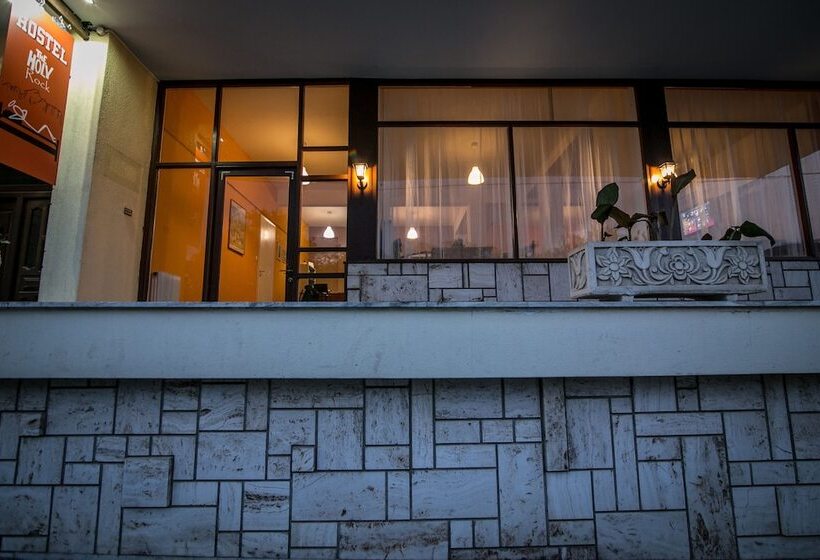 The Holy Rock   Hostel At Meteora