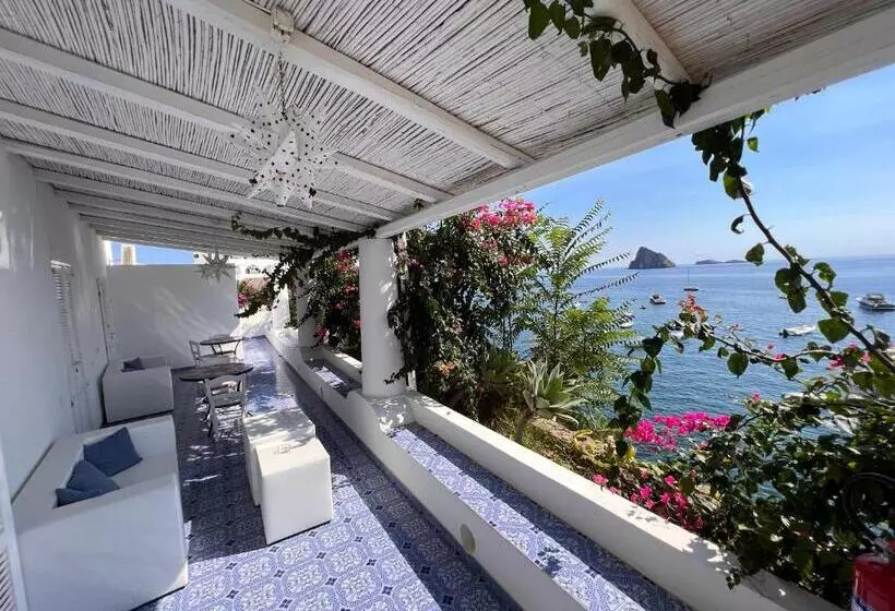 簡易ホテル Resort Villa Lydia