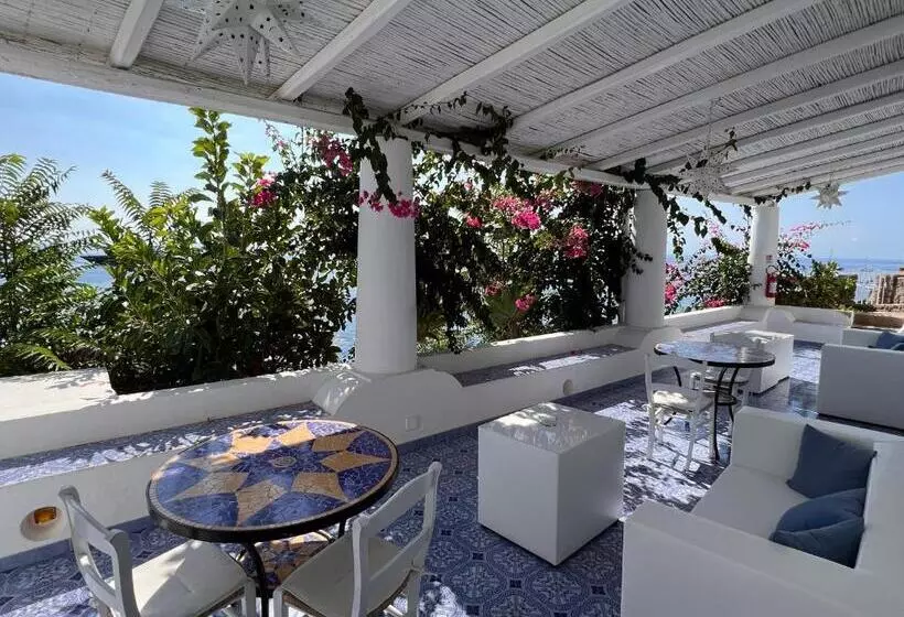 簡易ホテル Resort Villa Lydia