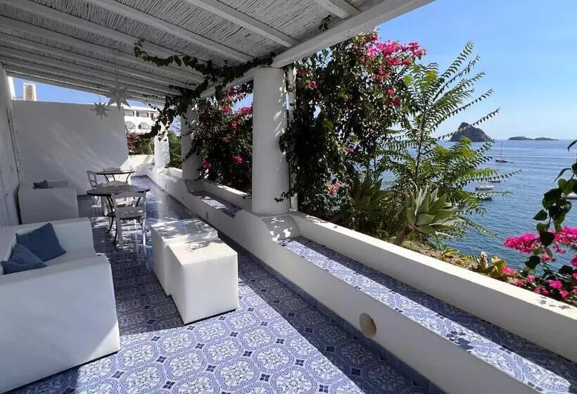 簡易ホテル Resort Villa Lydia
