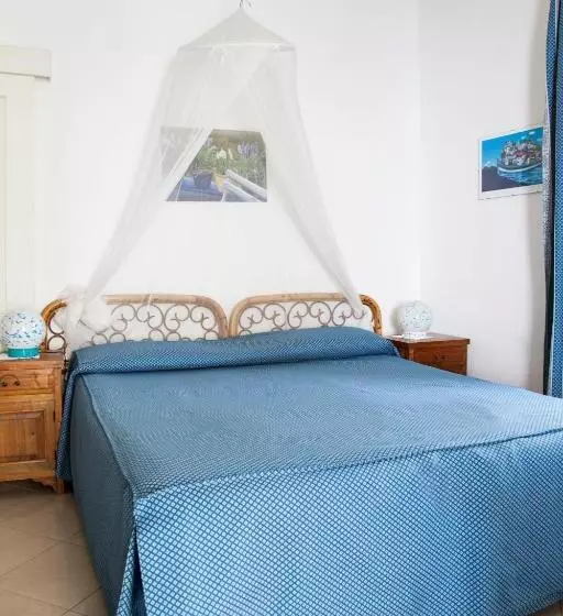 簡易ホテル Resort Villa Lydia