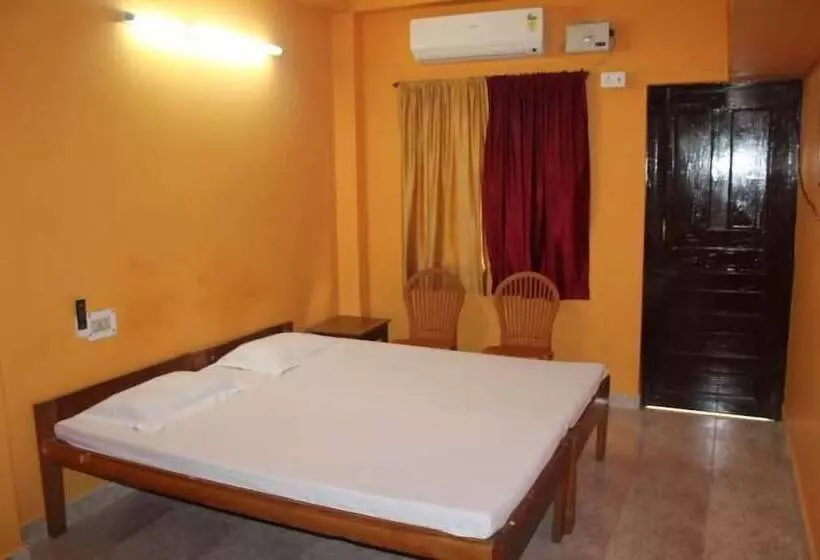 ホテル Aashiaanaa Residency Inn