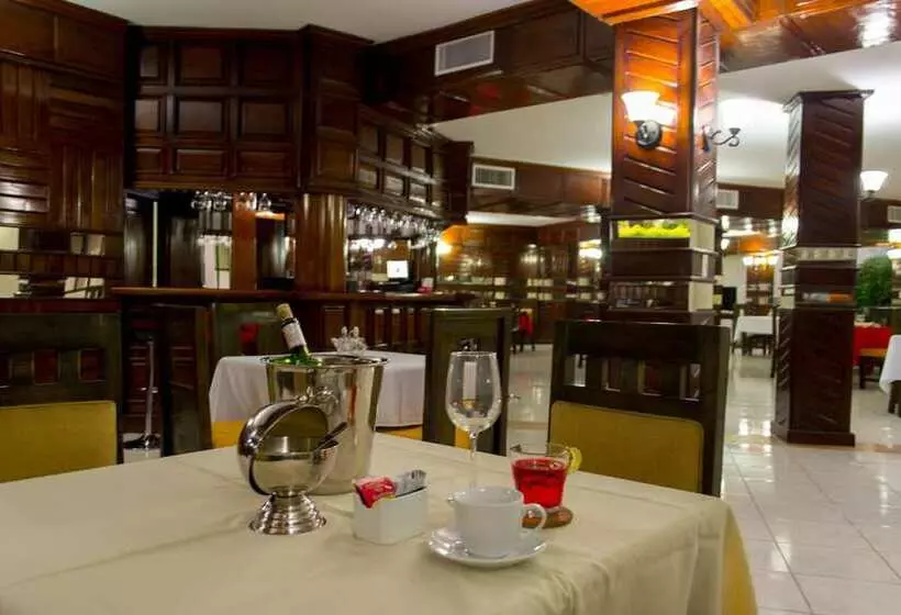 هتل Constellation