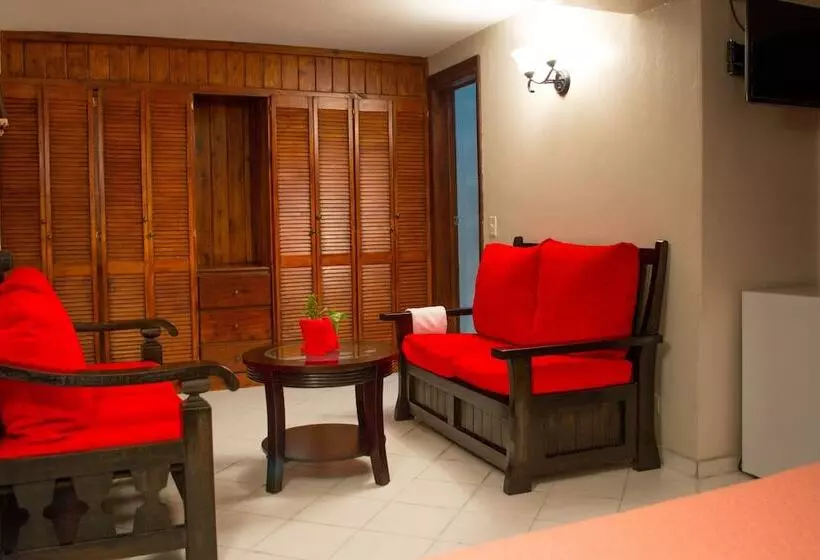 هتل Constellation