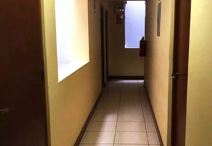ホテル Hospedaje Luna Llena