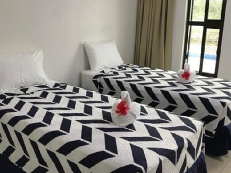 Malibu Water Front Villas