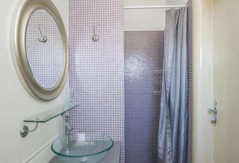 پانسیون Apartments & Rooms Buoni Amici