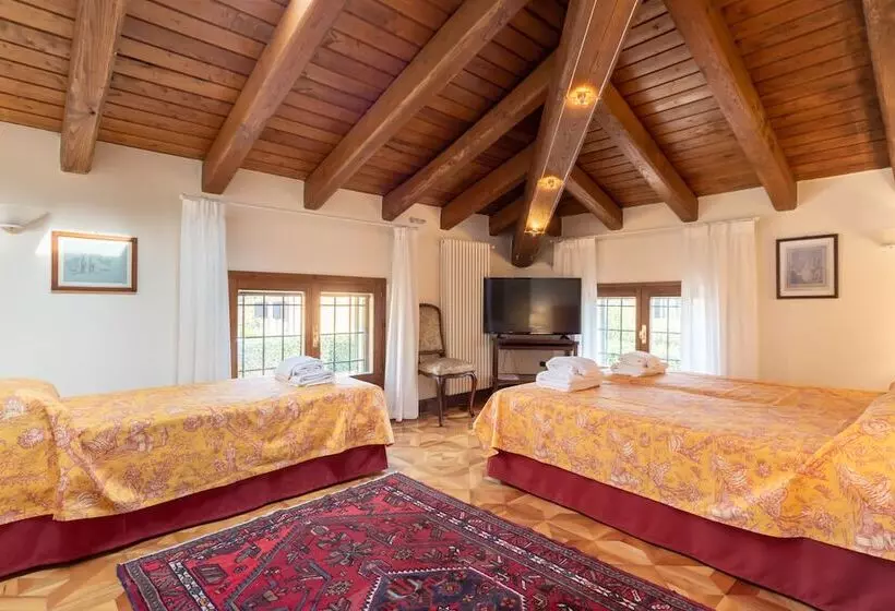 پانسیون Ca  Malvasia   Bolognarooms