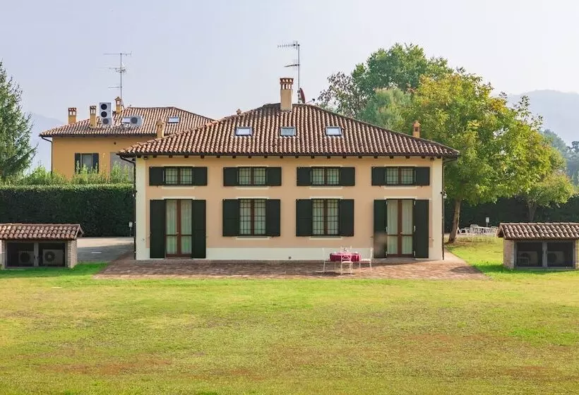 پانسیون Ca  Malvasia   Bolognarooms