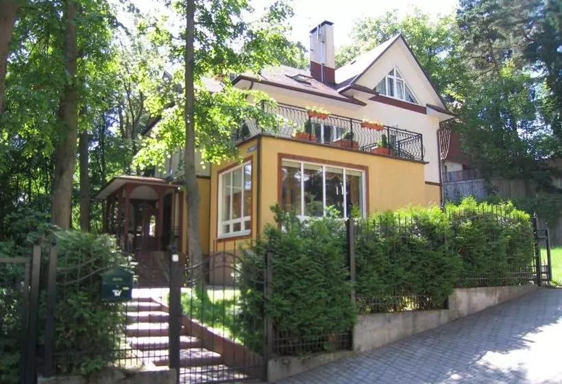 ペンション Flamingo Guest House