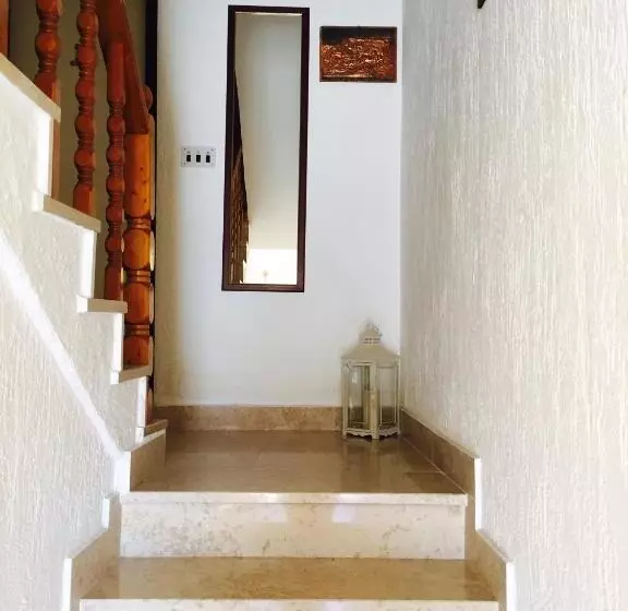 Majatalo Guesthouse Tariba