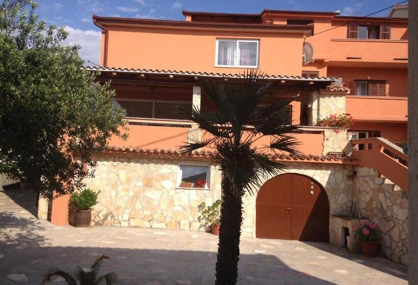 بنسيون Guesthouse Tariba