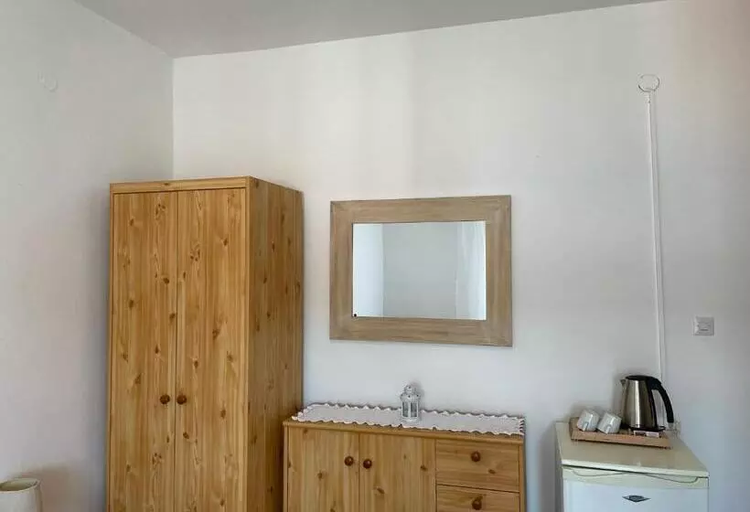 Majatalo Guesthouse Tariba