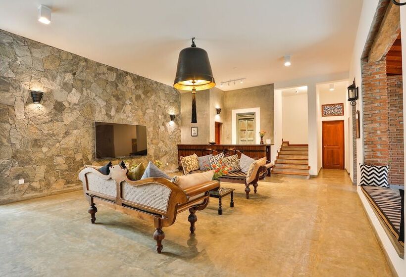 بنسيون Lanka Golf Villa Collection   Villa Gelian