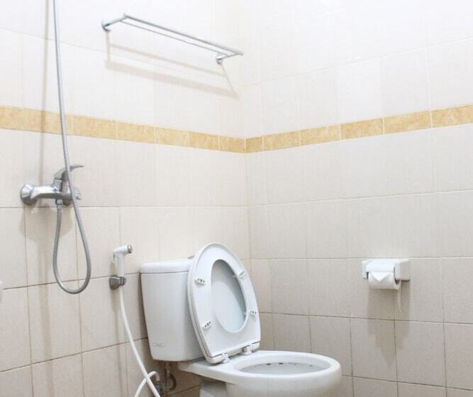 Пансион Roemah Ywi