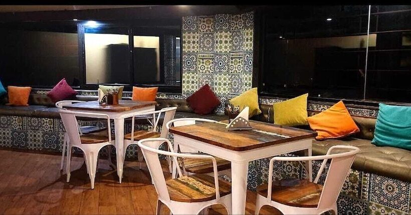 هتل Hiranya Resorts