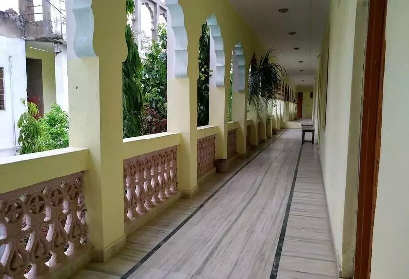 Hotelli Radhika Palace