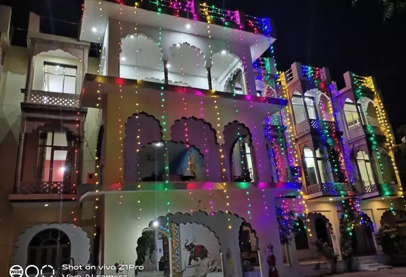Hotelli Radhika Palace