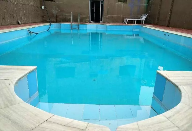 Hotelli Radhika Palace