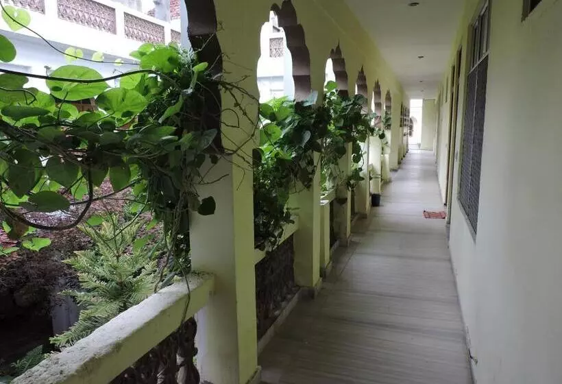 Hotelli Radhika Palace