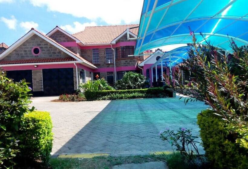 هتل The Joshua Gardens