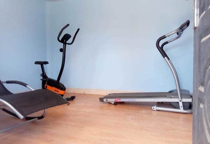 هتل The Joshua Gardens