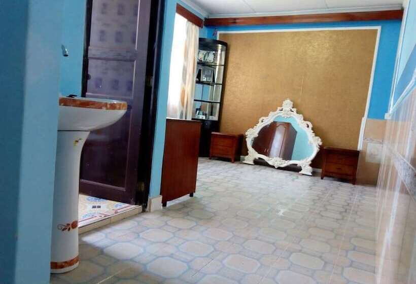 هتل The Joshua Gardens