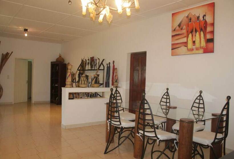 پانسیون Ets Nenthol Bénin