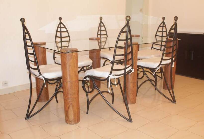 پانسیون Ets Nenthol Bénin