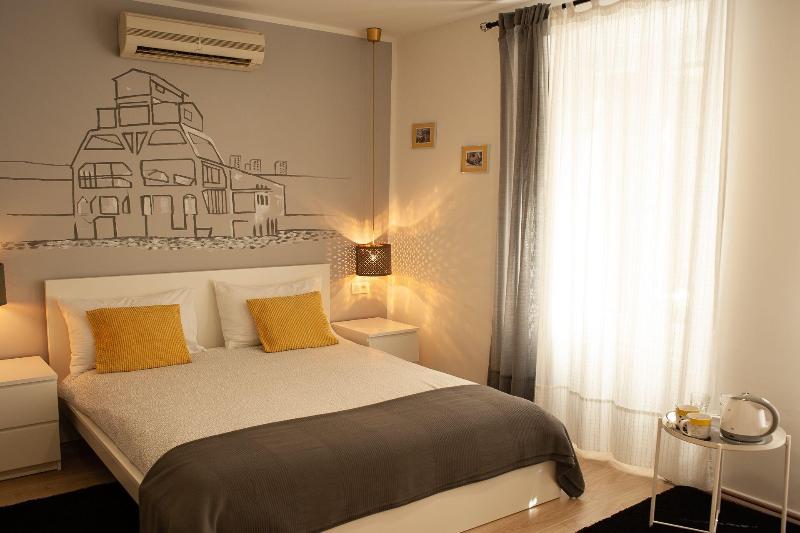 פנסיון Sir John's Rooms