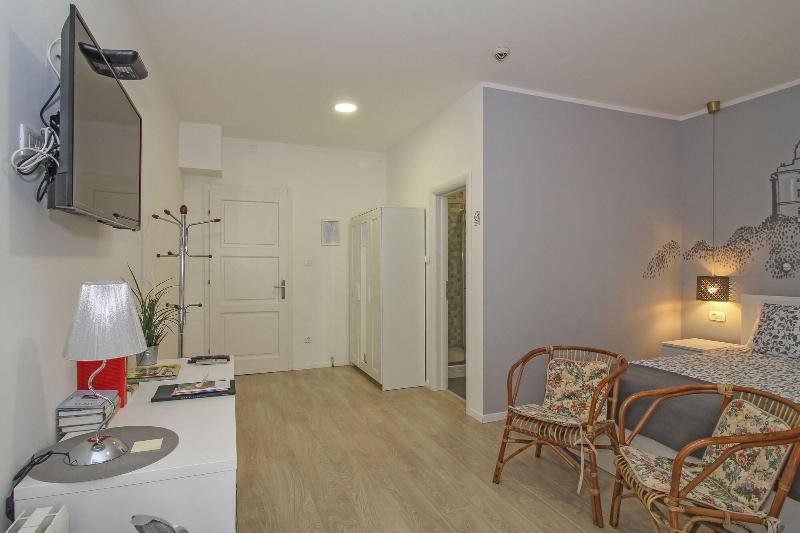 פנסיון Sir John's Rooms