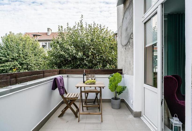 Sanhaus Apartments   Fiszera 6