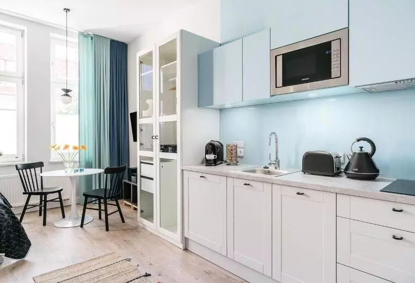 Sanhaus Apartments   Fiszera 6