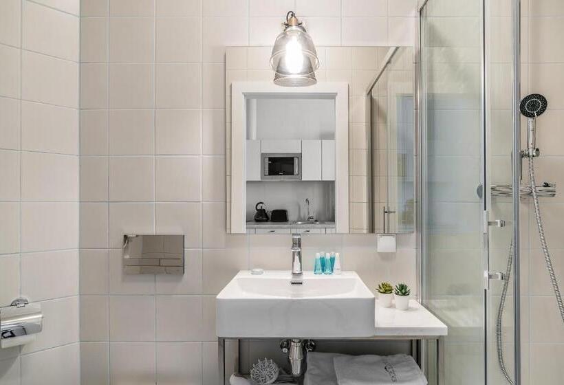 Sanhaus Apartments   Fiszera 6